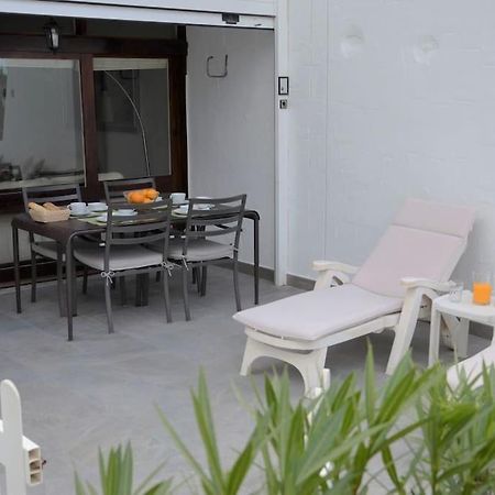 Apartamento Puerto Rico - Primera Linea De Playa Моган Экстерьер фото