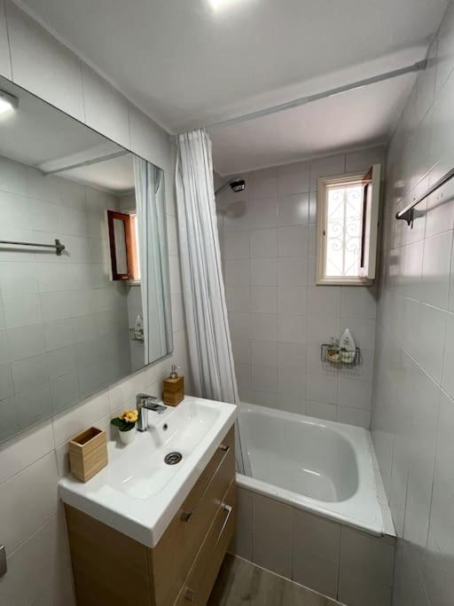 Apartamento Puerto Rico - Primera Linea De Playa Моган Экстерьер фото